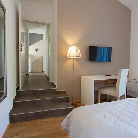 Adrimar Villa Risika